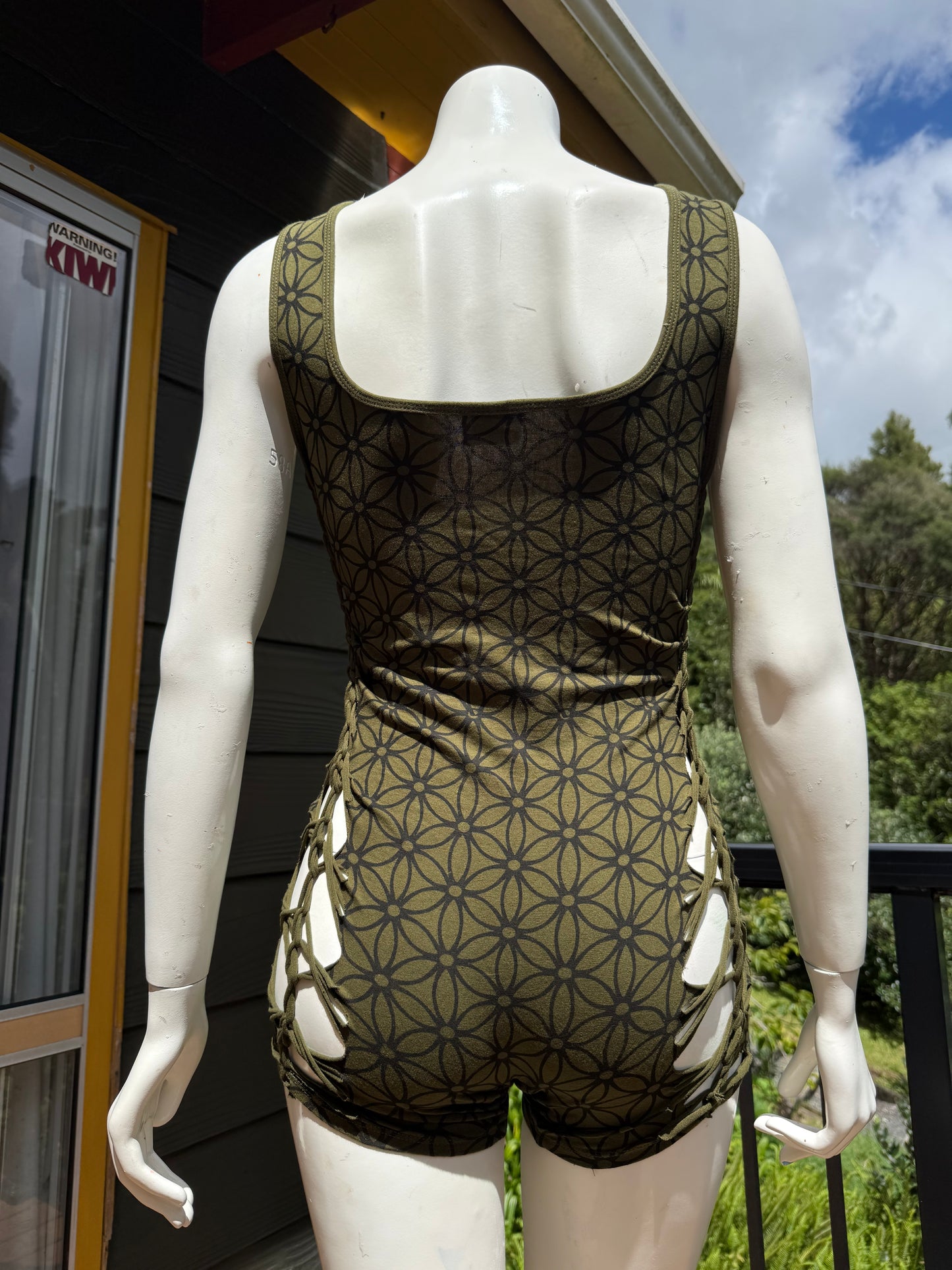 Flower of Life Green Short