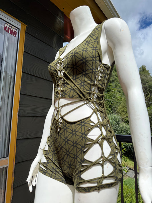 Flower of Life Green Short